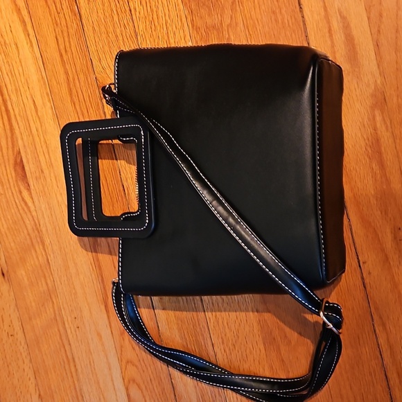 Black Leather & Wicker Handbag, Bucket Bag, Tote, Crossbody Strap, NWOT - Picture 3 of 11